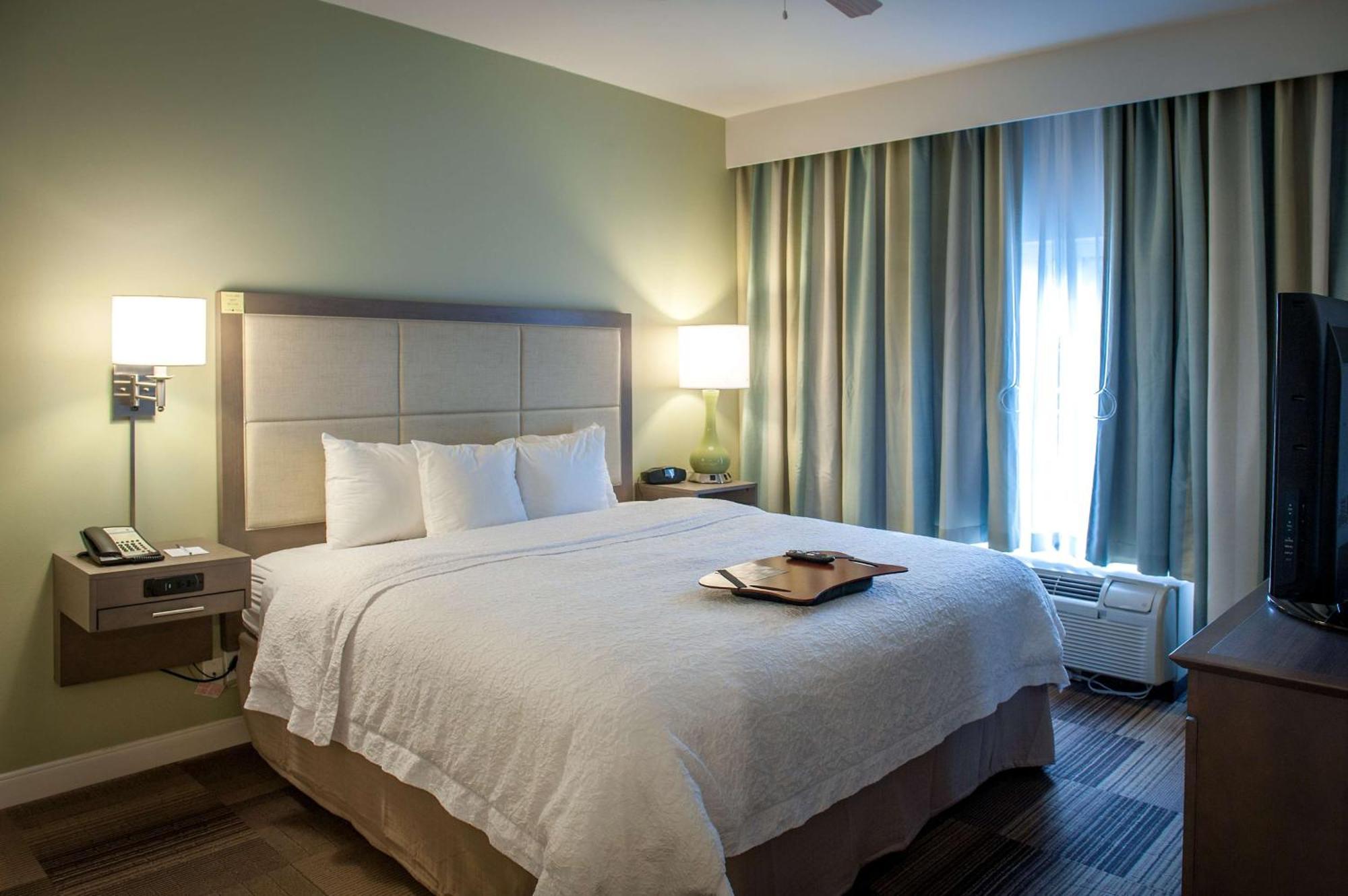 Hampton Inn & Suites New Orleans/Elmwood Harahan Exterior foto